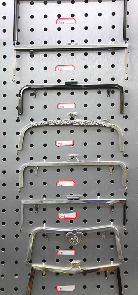 Metal handle